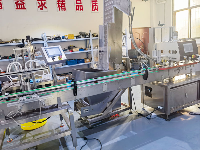 全自動(dòng)灌裝機(jī)生產(chǎn)線兼容多種容器(圖3)